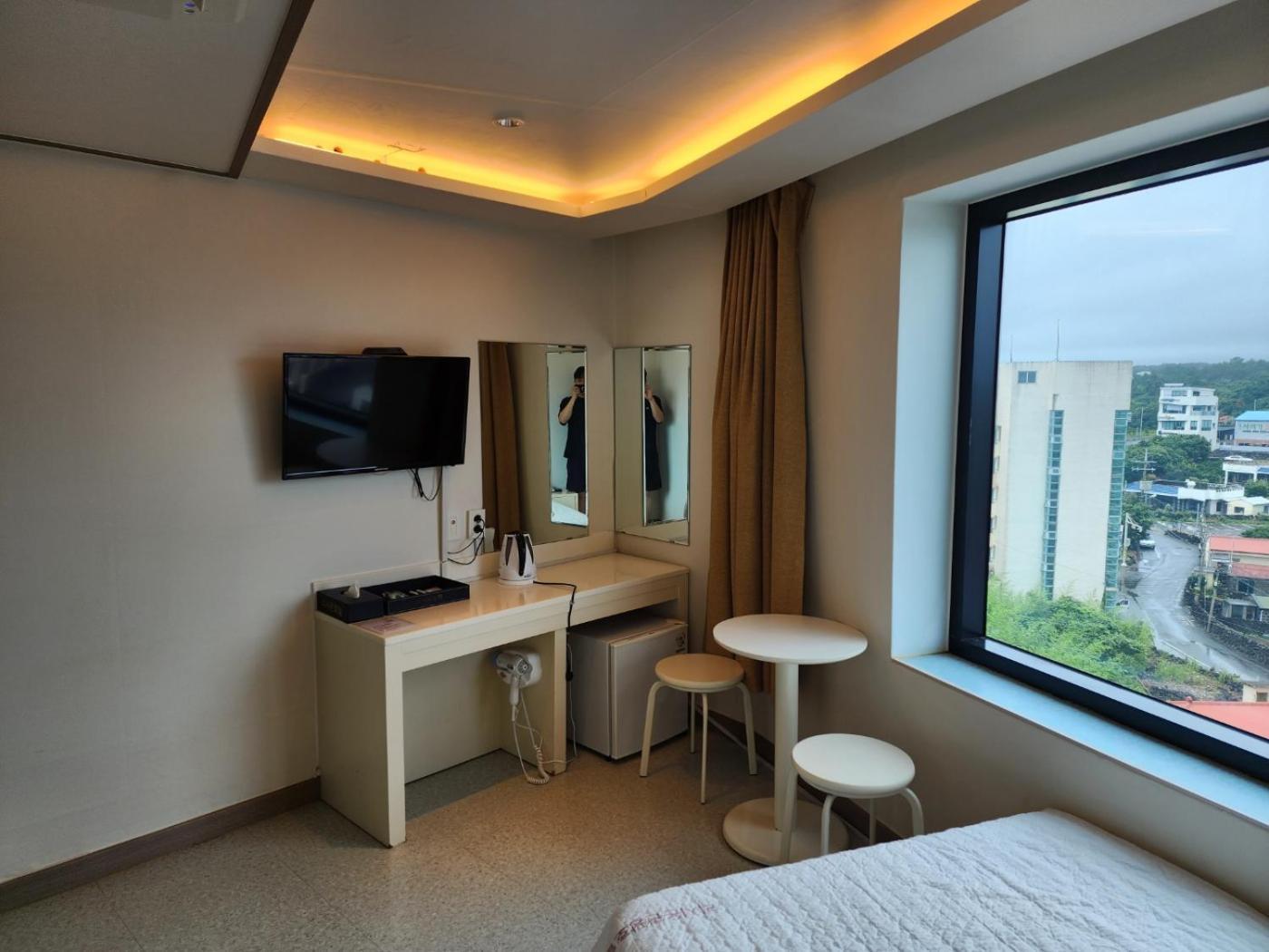 Rezion Hotel Szogüpho Kültér fotó