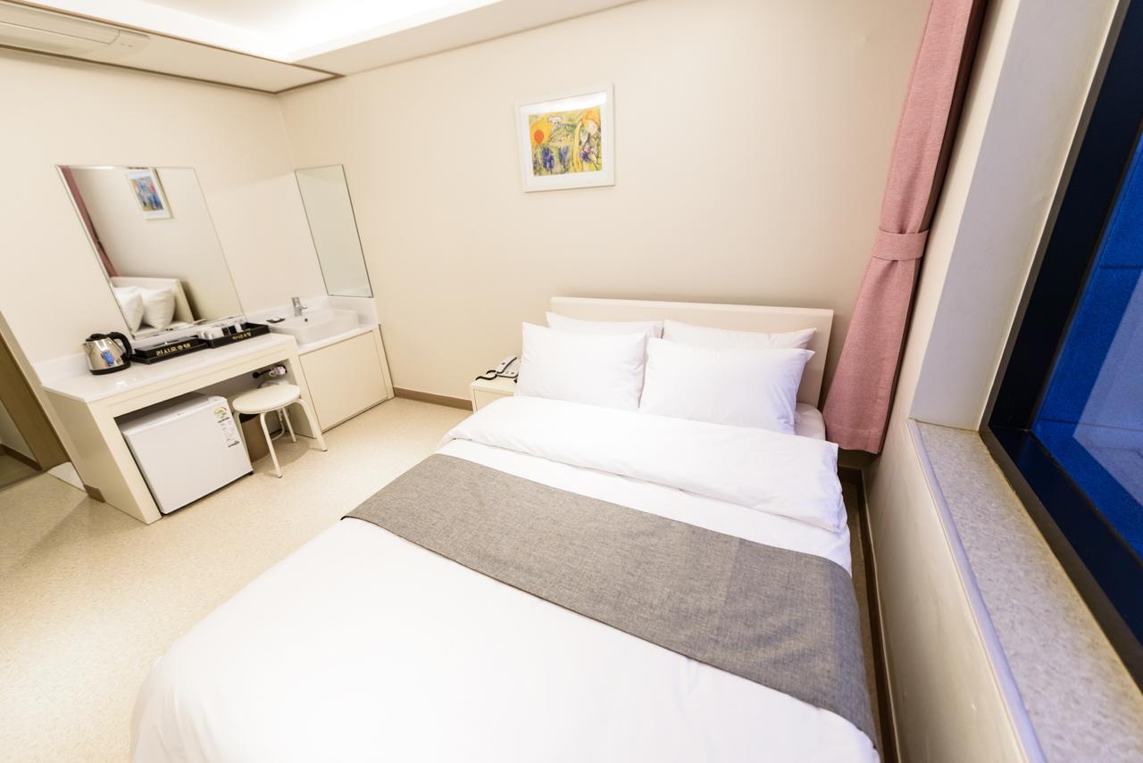 Rezion Hotel Szogüpho Kültér fotó