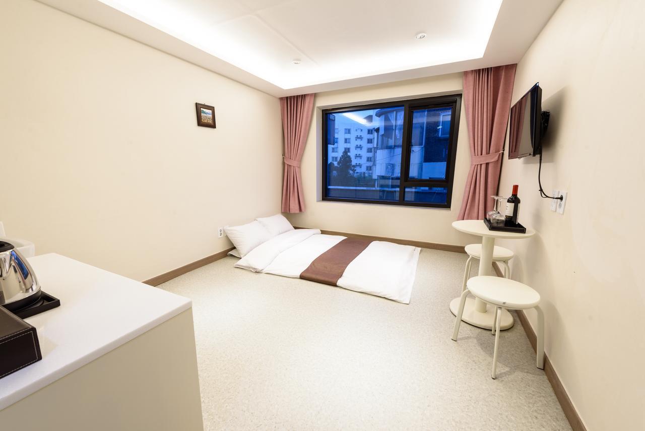 Rezion Hotel Szogüpho Kültér fotó
